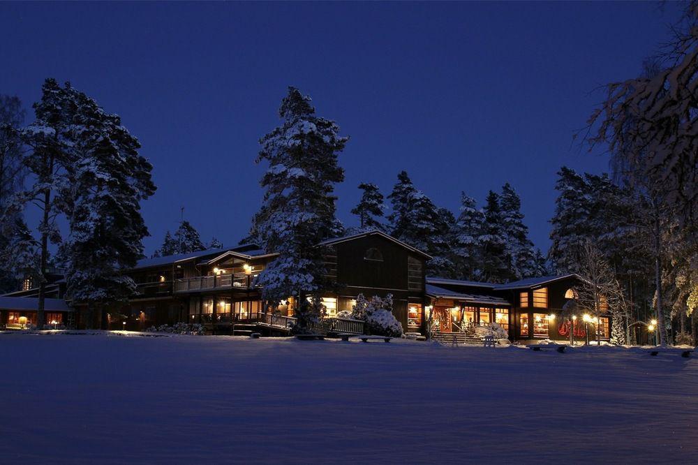 Hotel & Konferens 3*